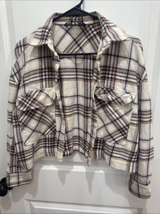 Zara Jackets & Blazers - Zara Cream and Brown Plaid Cropped Shacket